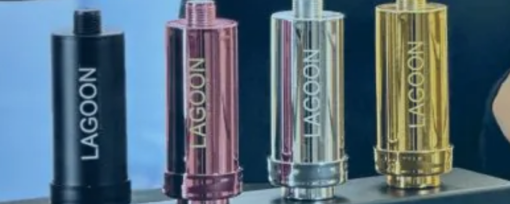 Wasserhaus Duschfilter in schwarz, pink, silber und gold