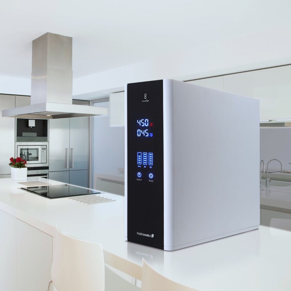 iWater Edles Design und funktionale LED-Anzeige: Der Hingucker in jeder Küche